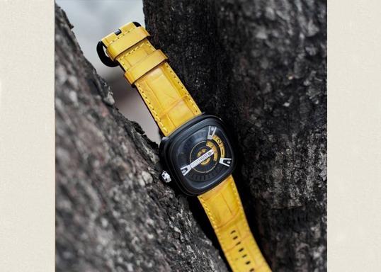 Sevenfriday yellow on sale